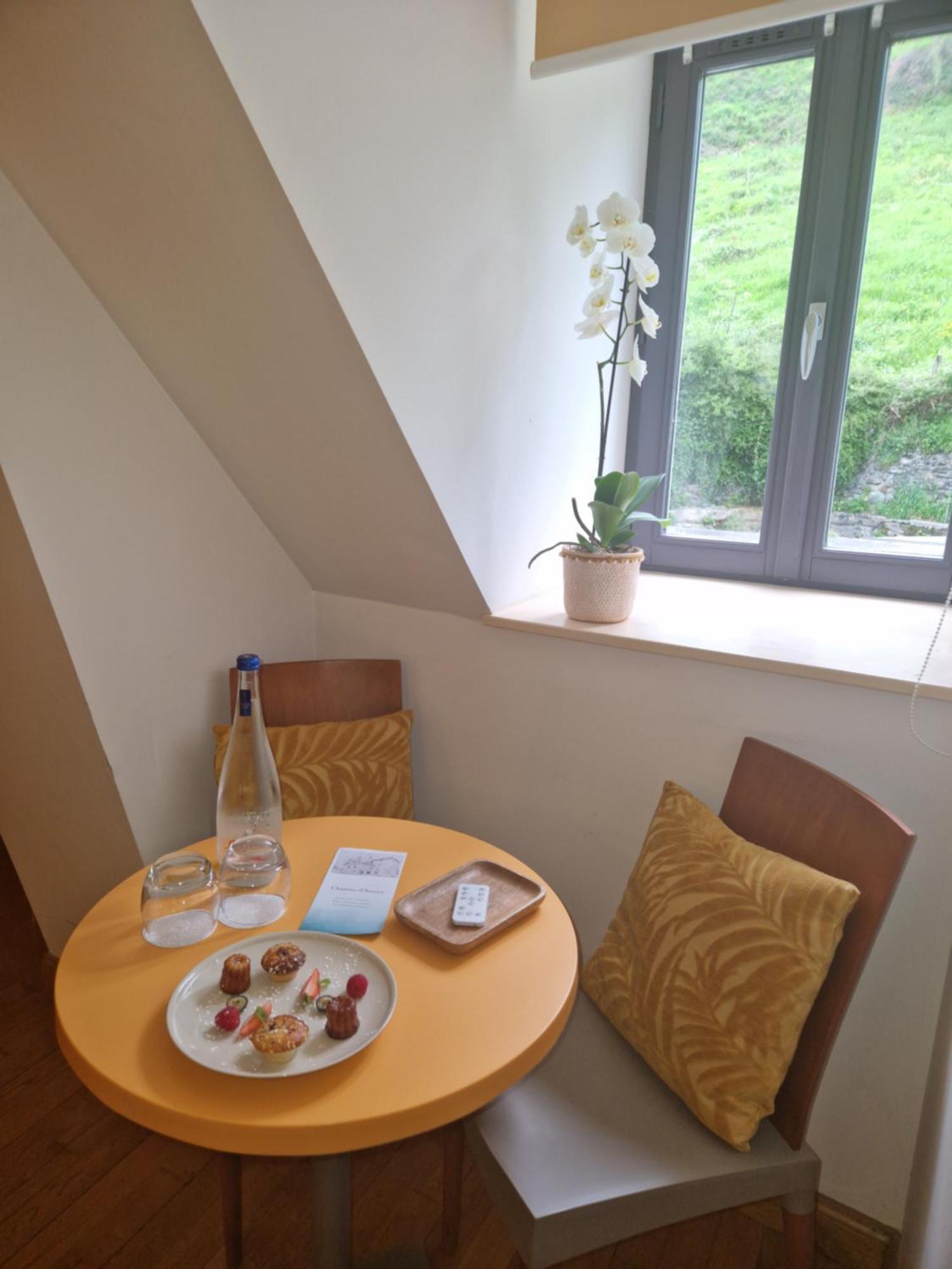 Chateau D'Arance Hotel Restaurant Espace Bien-Etre Cette-Eygun Esterno foto